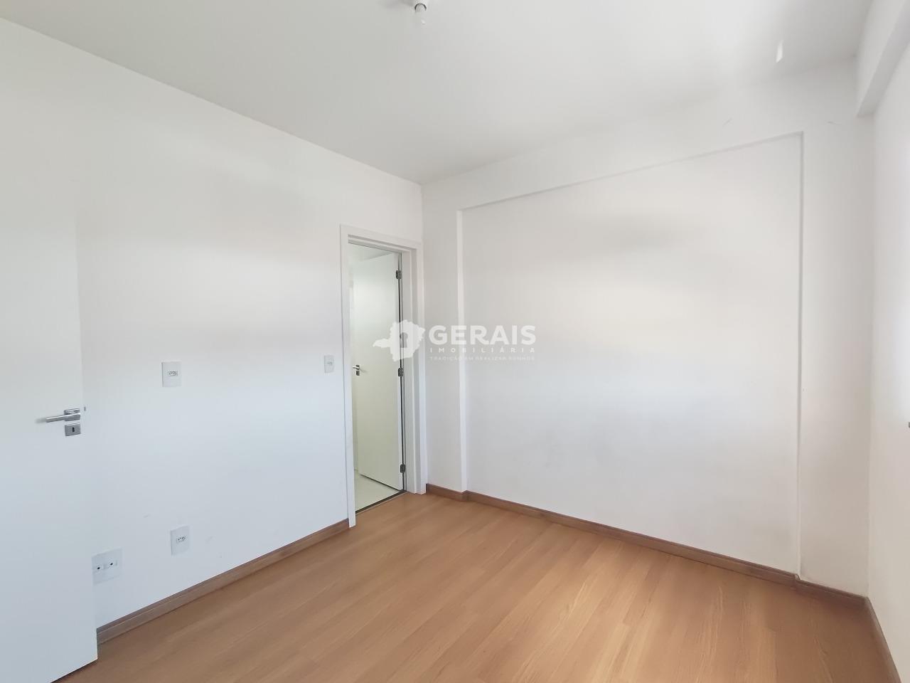 Apartamento para aluguel no ESPLANADA: 05 - QUARTO SUÍTE