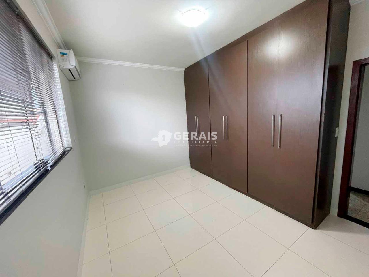 Casa para aluguel no SANTA LUZIA: 05- QUARTO 02