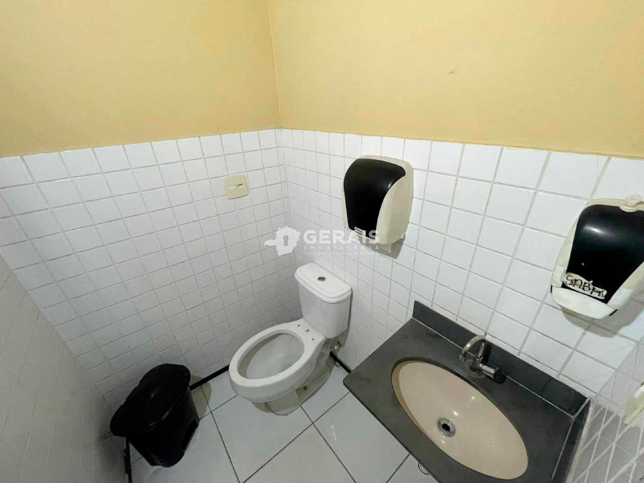 Loja para aluguel no ALVORADA: 07- BANHEIRO 01