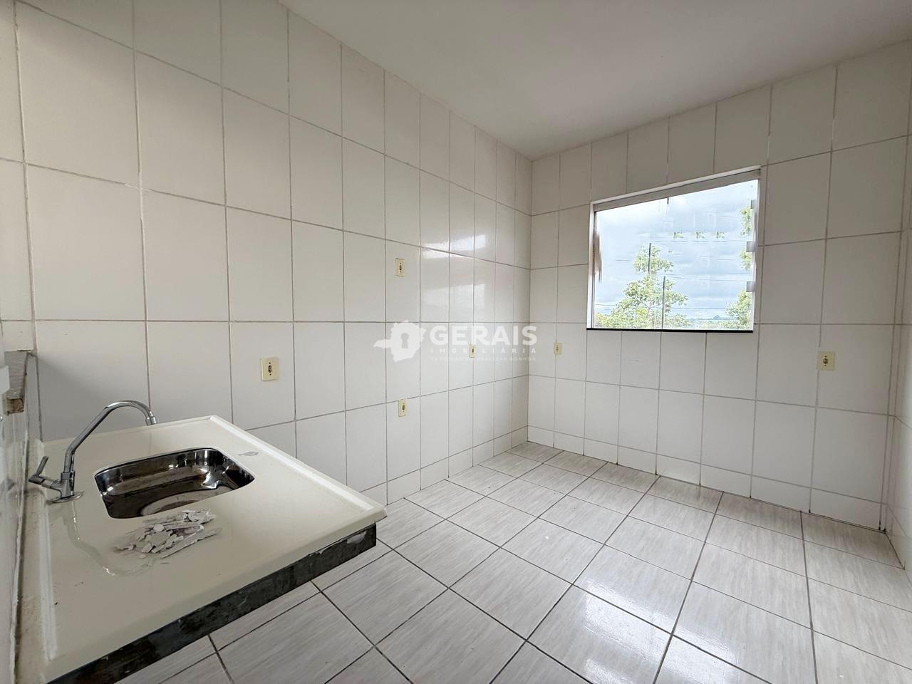 Sobrado à venda no JARDIM CANDIDES: 04- COZINHA