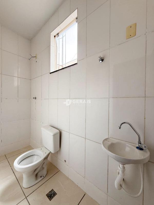 Sobrado à venda no JARDIM CANDIDES: 09- BANHO SOCIAL