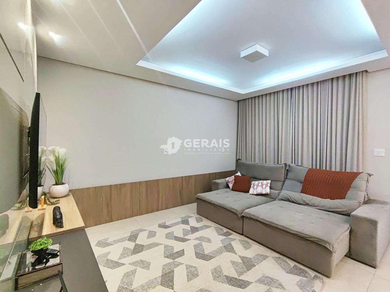 Casa à venda no NOVA HOLANDA: 04 - SALA