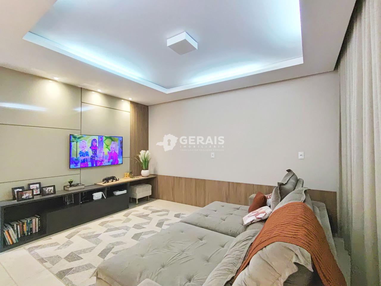 Casa à venda no NOVA HOLANDA: 03 - SALA