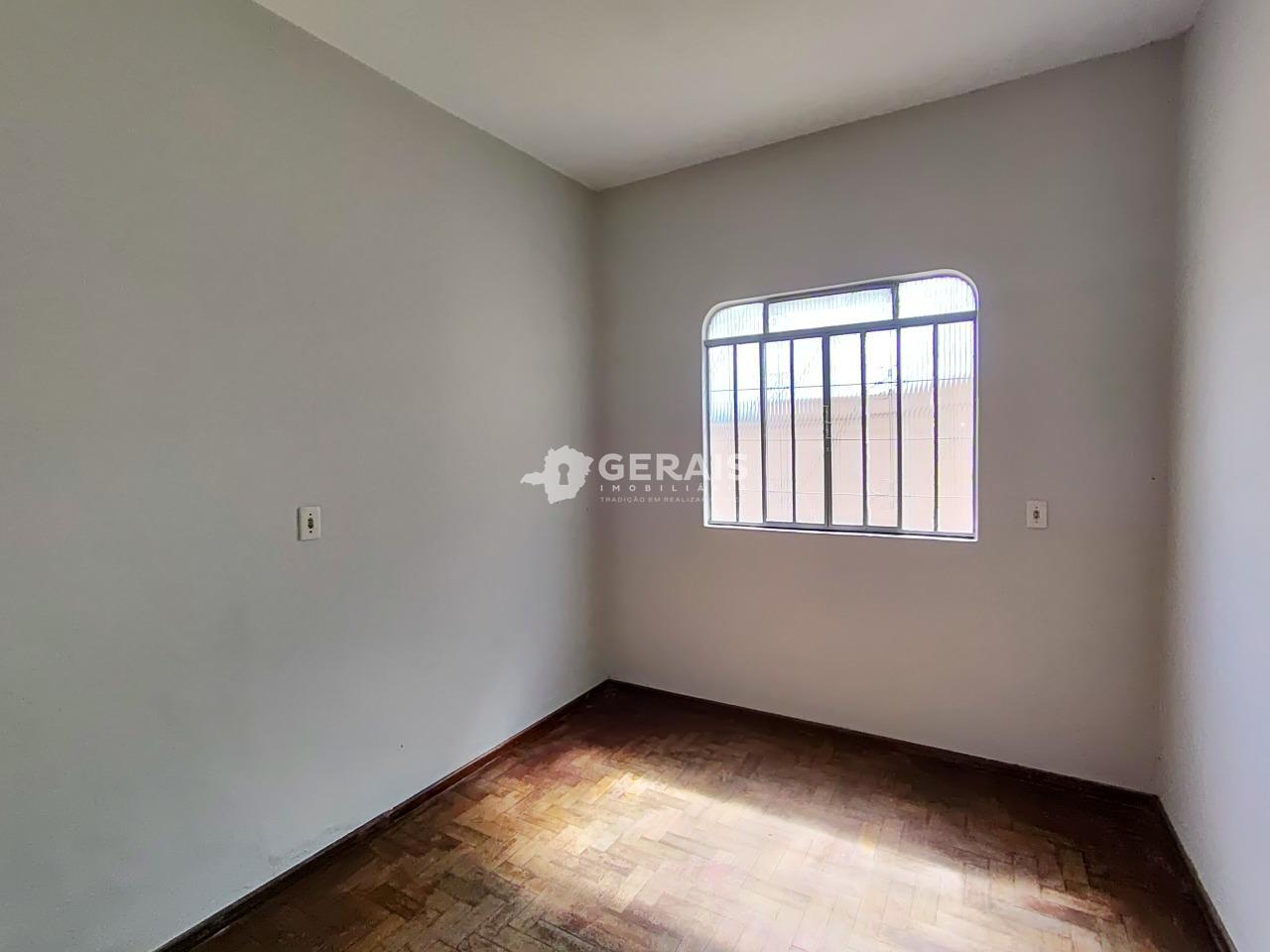 Casa para aluguel no DAS OLIVEIRAS: 04- QUARTO 01