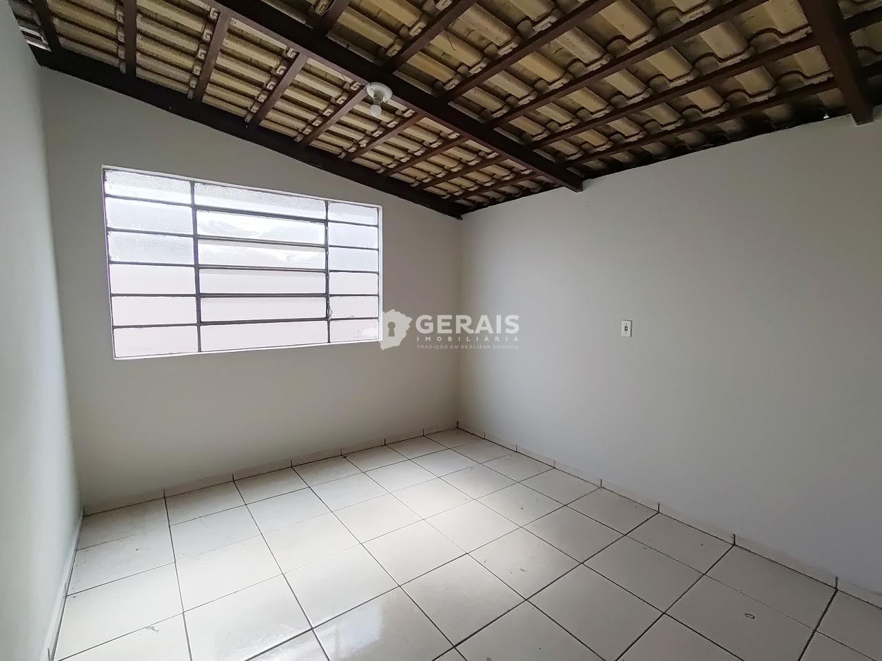 Casa para aluguel no DAS OLIVEIRAS: 08- QUARTO 05