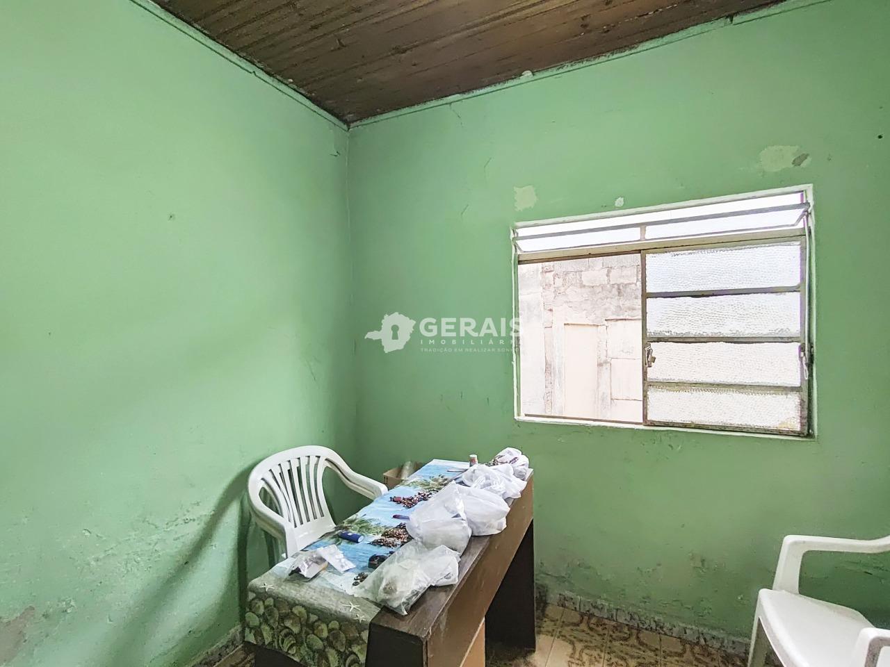 Casa à venda no AFONSO PENA: 08- QUARTO 03