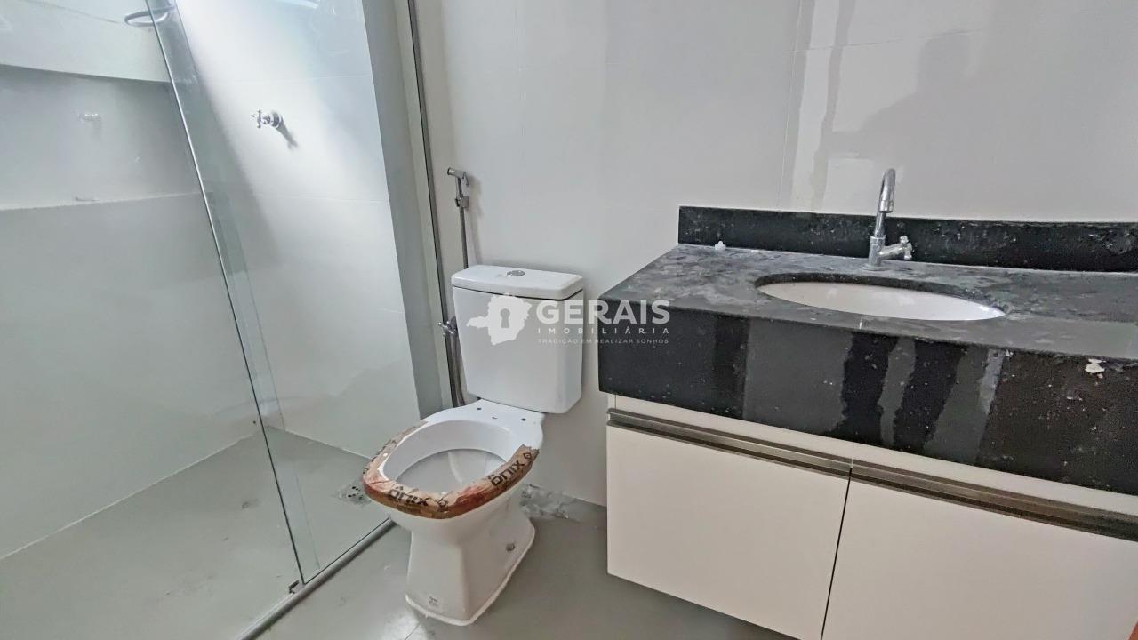 Kitnet para aluguel no BOM PASTOR: 07- BANHO SOCIAL