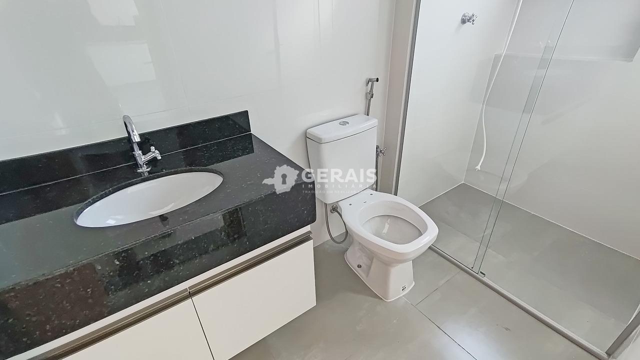 Kitnet para aluguel no BOM PASTOR: 07- BANHO SOCIAL