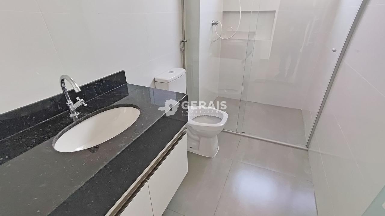 Kitnet para aluguel no BOM PASTOR: 06- BANHO SOCIAL