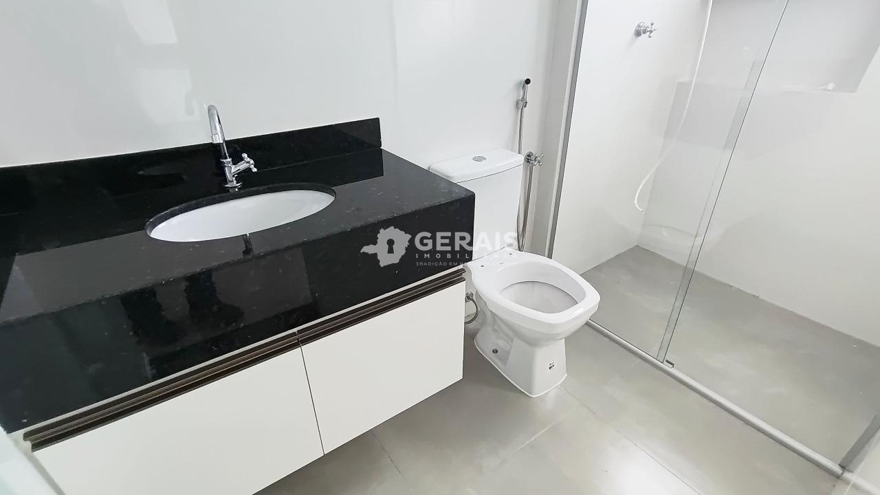 Kitnet para aluguel no BOM PASTOR: 06- BANHO SOCIAL