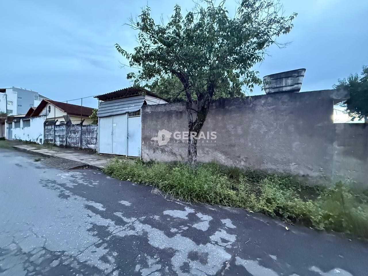 Lote à venda no VILA ROMANA: 02 - FACHADA