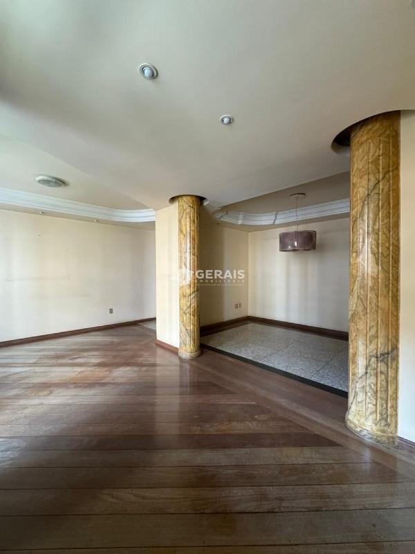 Apartamento à venda no CENTRO: 04- SALA
