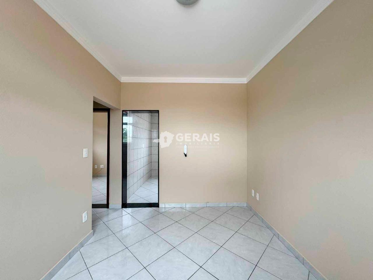 Apartamento para aluguel no ESPLANADA: 02- SALA