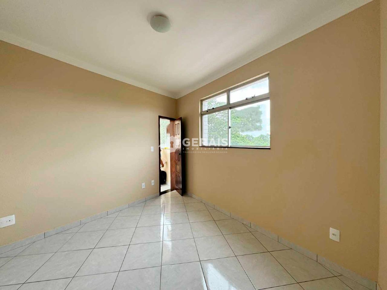 Apartamento para aluguel no ESPLANADA: 04- QUARTO 02