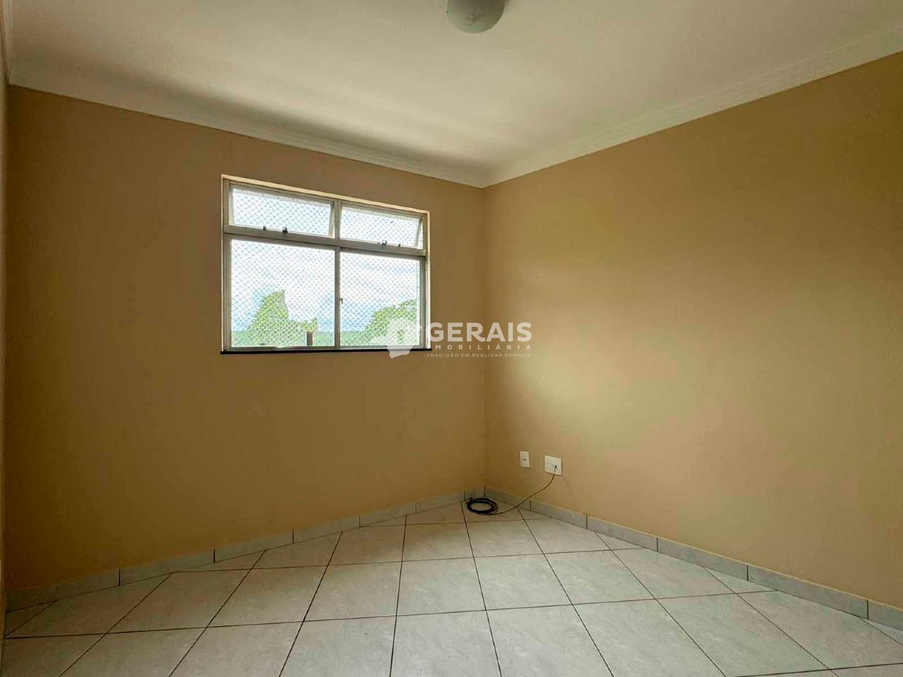 Apartamento para aluguel no ESPLANADA: 03- QUARTO 01