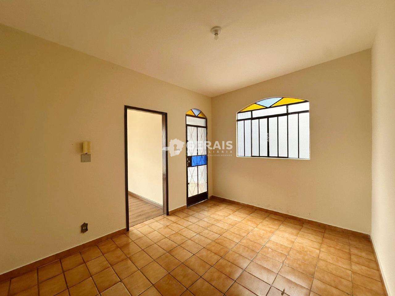 Casa à venda no SANTA ROSA: 05 - COPA