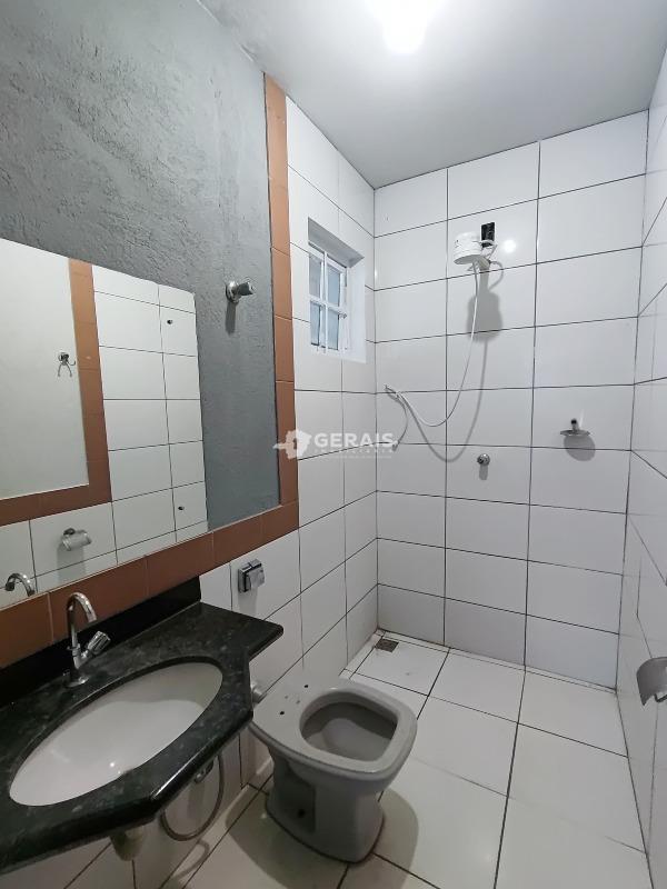 Casa para aluguel no SANTA TEREZA: 09- BANHO SOCIAL