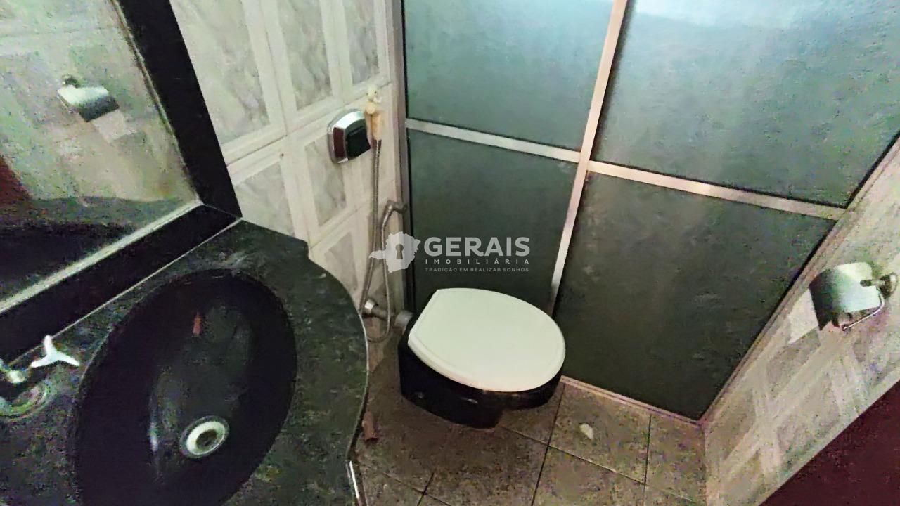 Casa para aluguel no SAO JUDAS TADEU: 07 - BANHO SOCIAL