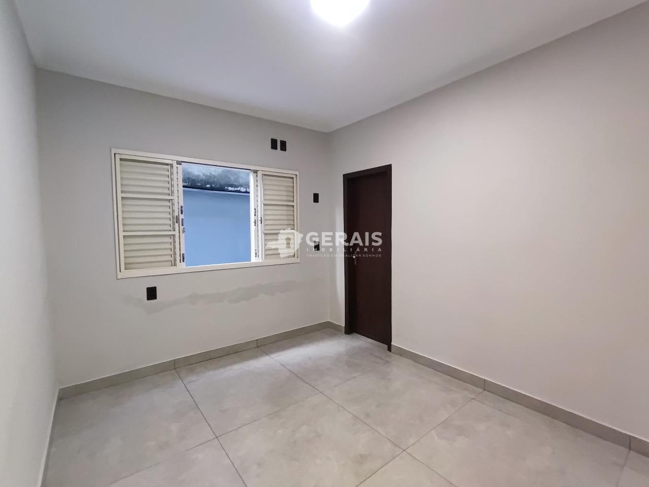 Casa para aluguel no BOM PASTOR: 05 - QUARTO SUÍTE
