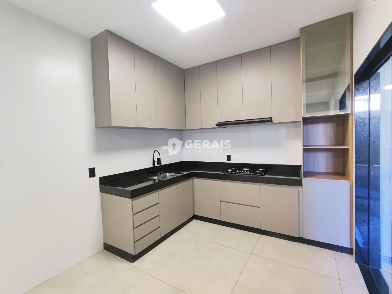 Casa para aluguel no BOM PASTOR: 09 - COZINHA