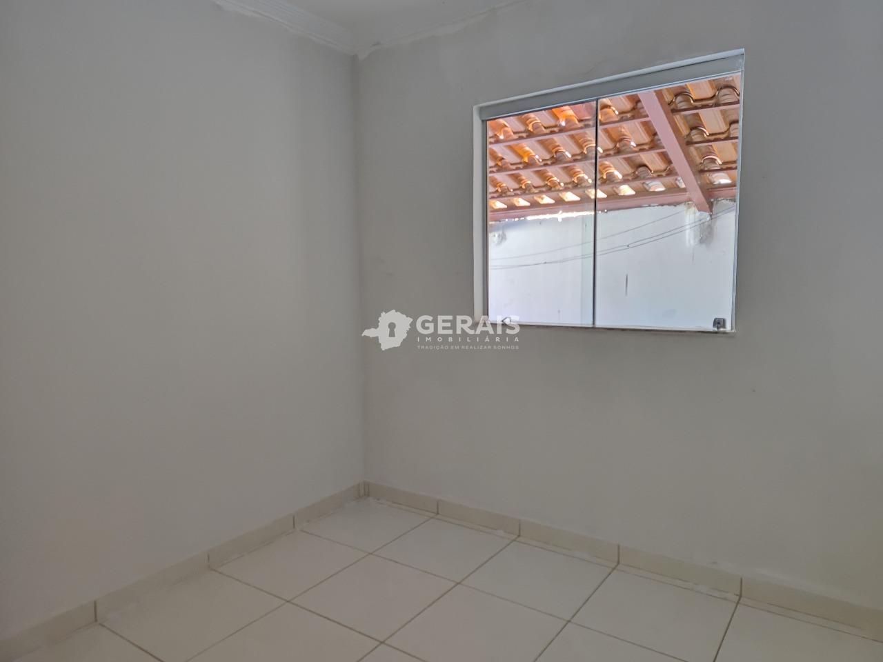 Casa para aluguel no SANTOS DUMONT: 07- QUARTO 01