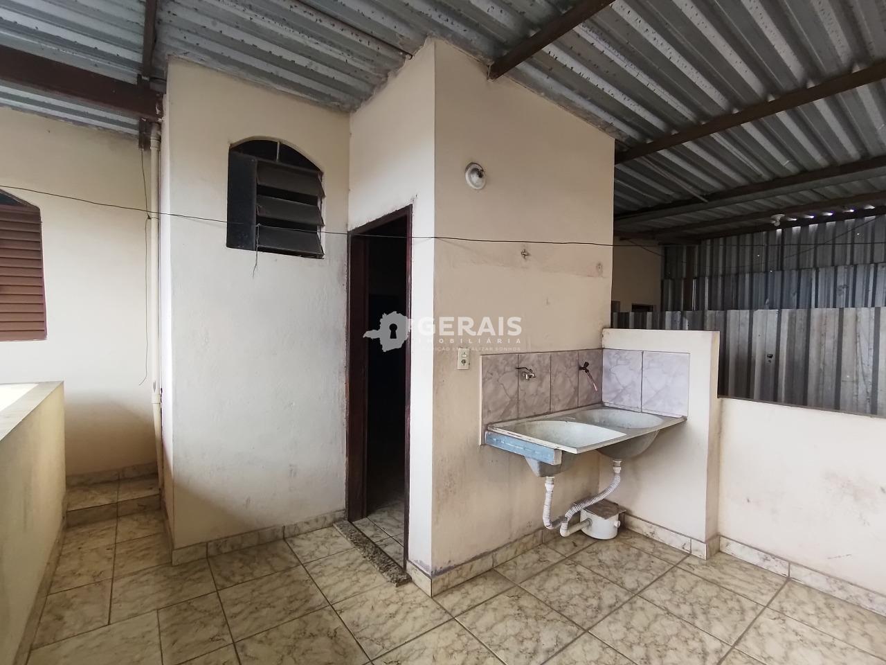 Apartamento para aluguel no CIDADE JARDIM: 09 - ÁREA DE SERVIÇO