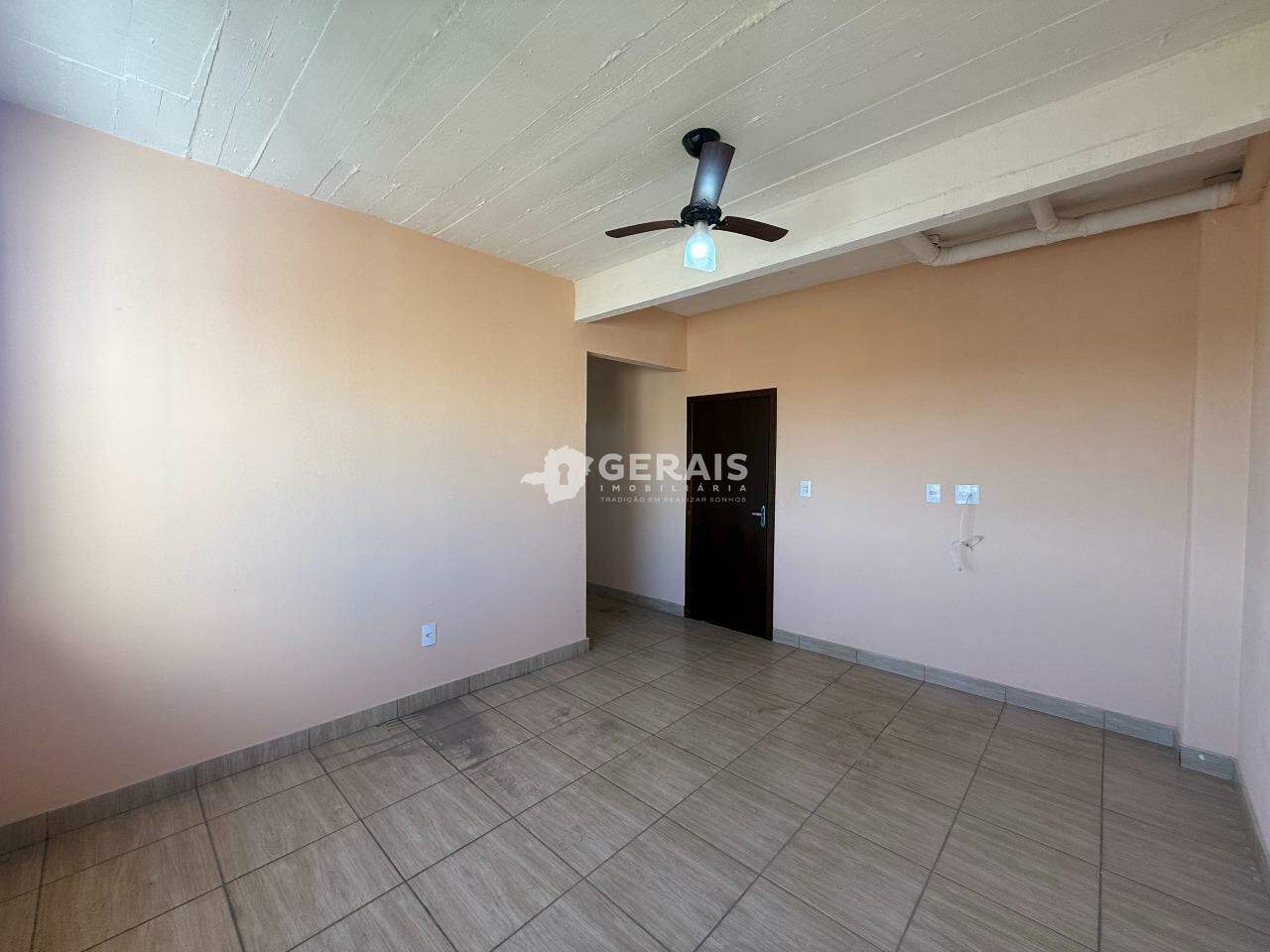 Apartamento para aluguel no SÃO JOSÉ: 08 - QUARTO SUÍTE
