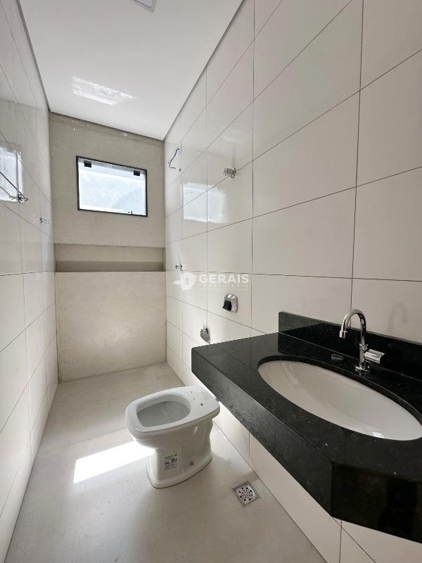 Casa à venda no QUINTA DAS PALMEIRAS: 09 - BANHO SOCIAL