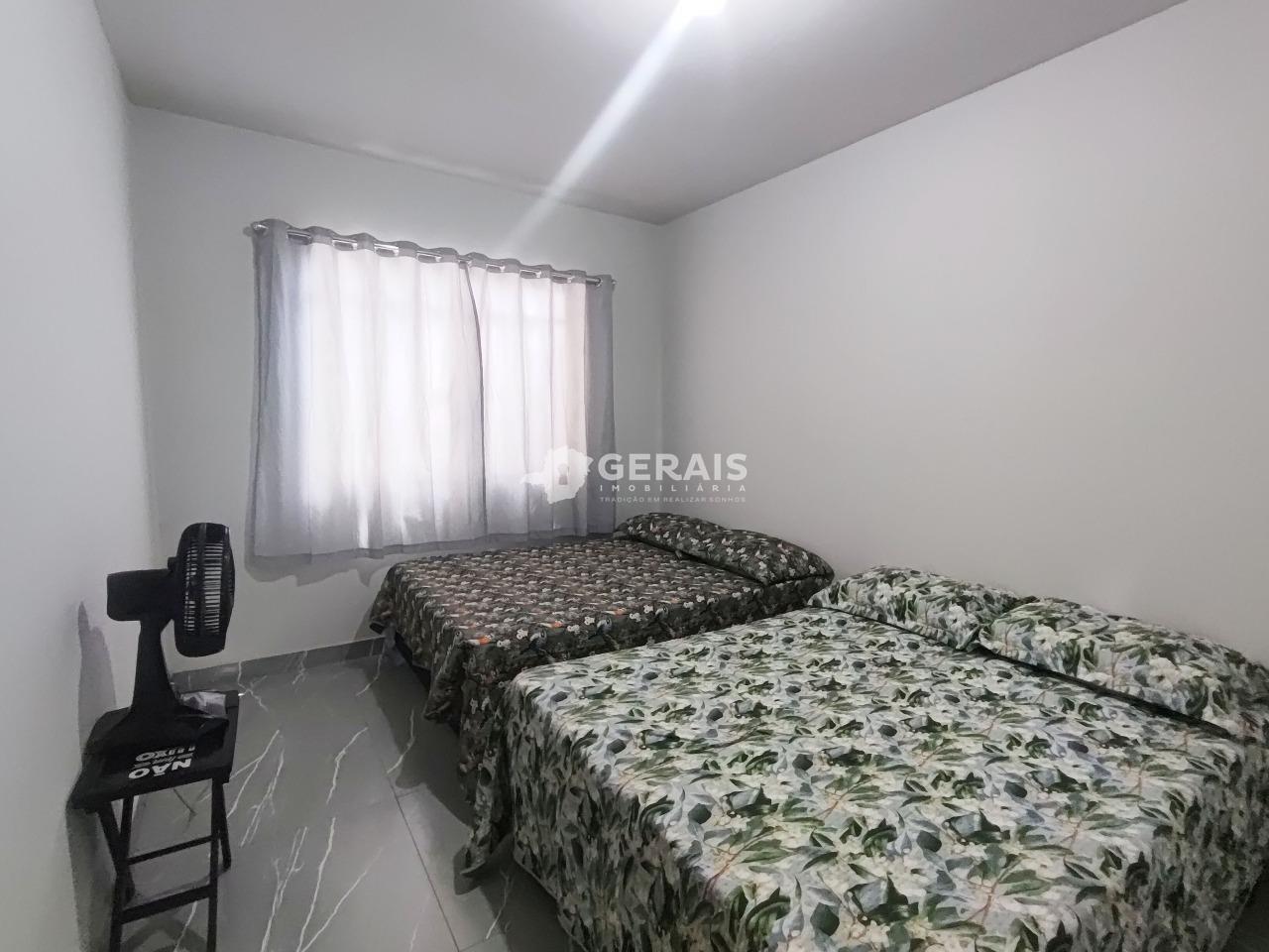 Casa à venda no CHORO: 08 - QUARTO 03