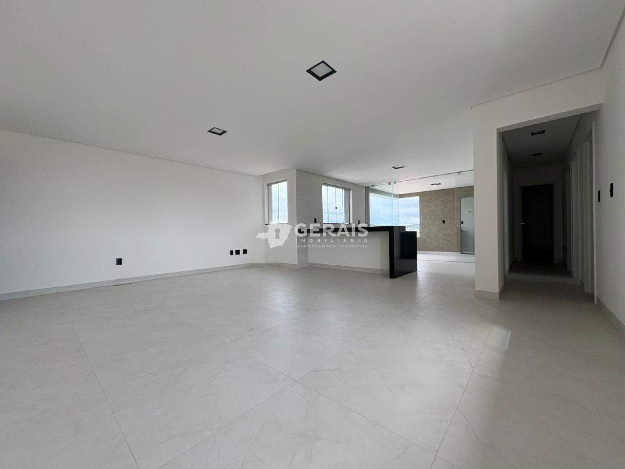 Apartamento para aluguel no CENTRO: 03 - SALA