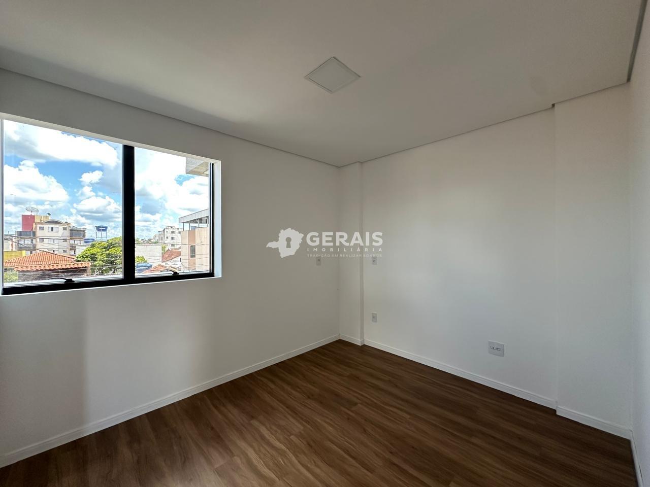 Apartamento à venda no SANTO ANTÔNIO: 08 - QUARTO 