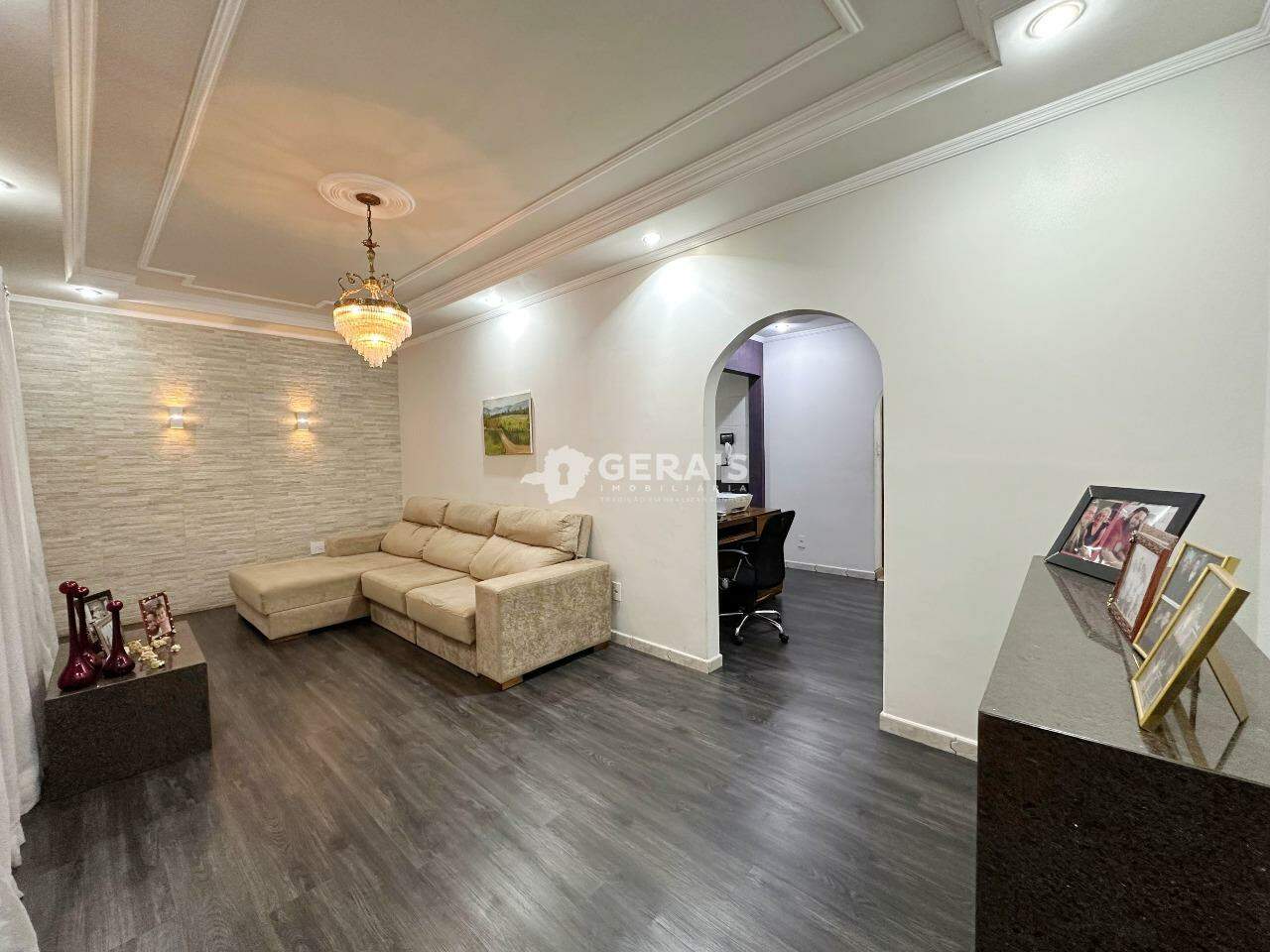 Casa à venda no SANTA CLARA: 03- SALA