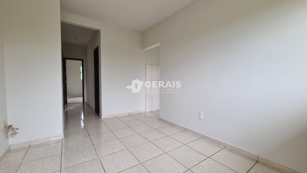 Casa para aluguel no FLORAMAR: 03 - SALA