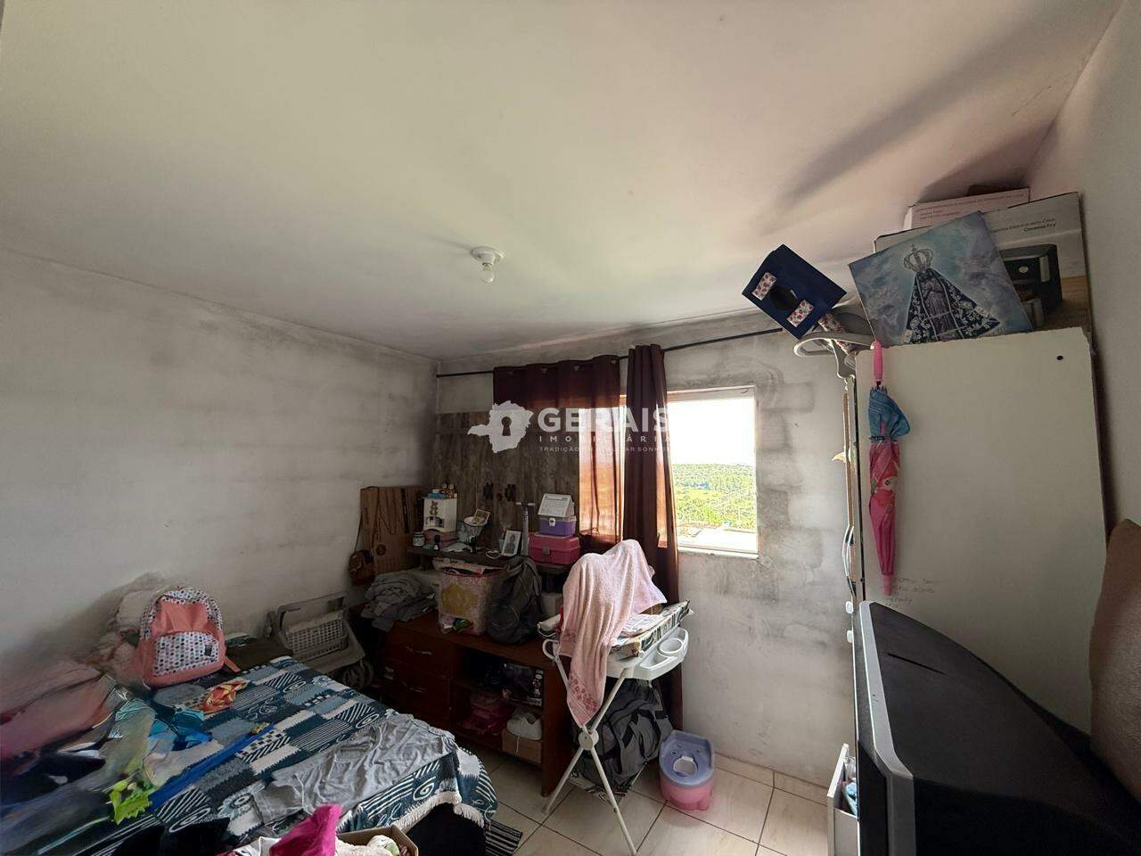 Sobrado à venda no JARDIM CANDIDES: 05 - QUARTO 02