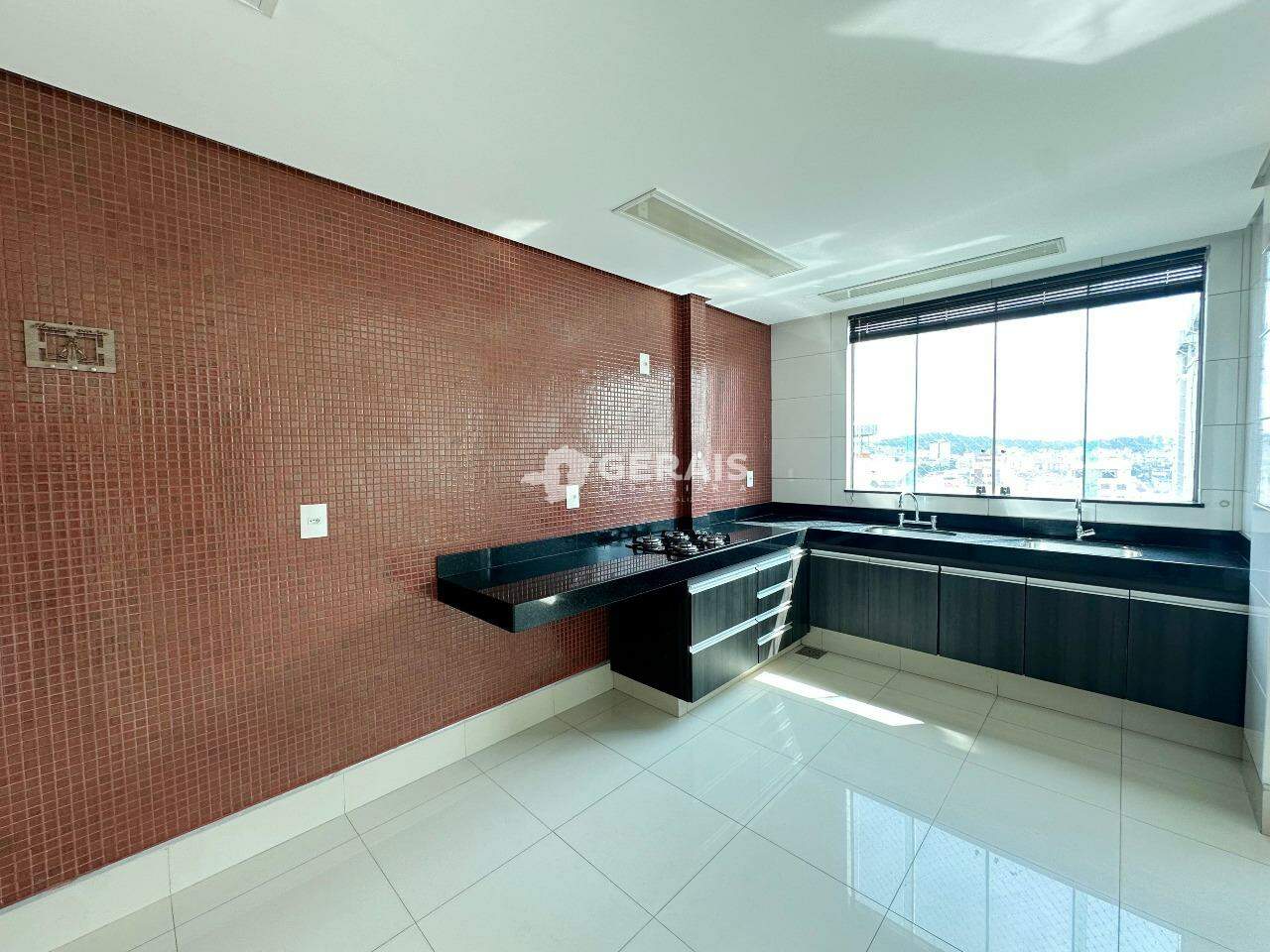 Apartamento à venda no CATALÃO: 04- COZINHA
