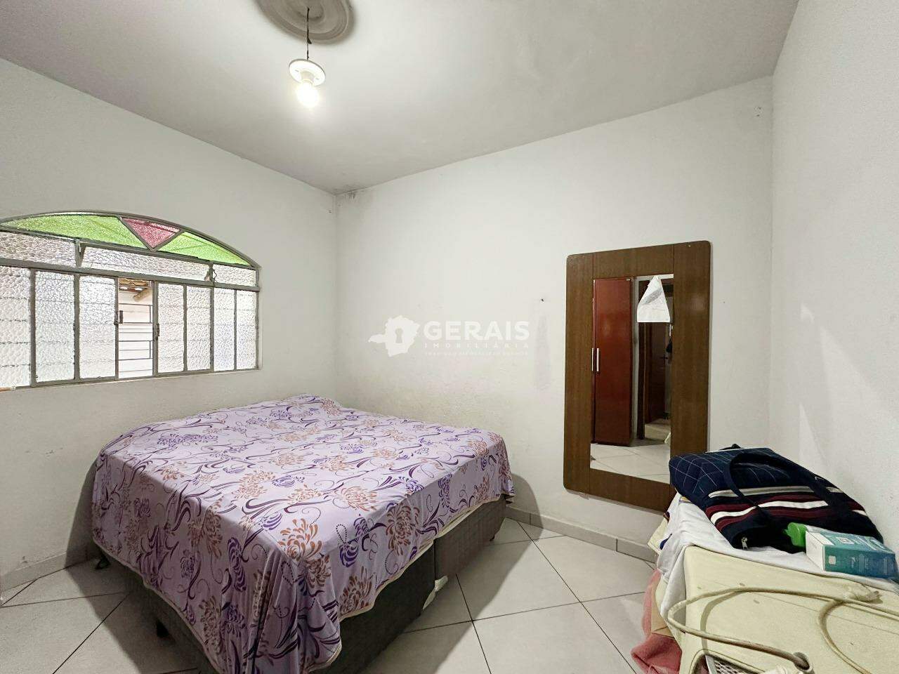 Casa à venda no HALIN SOUKI: 05- QUARTO 01
