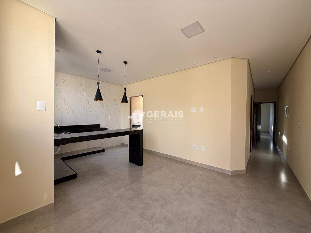 Casa à venda no JARDINOPOLIS: 02 - SALA