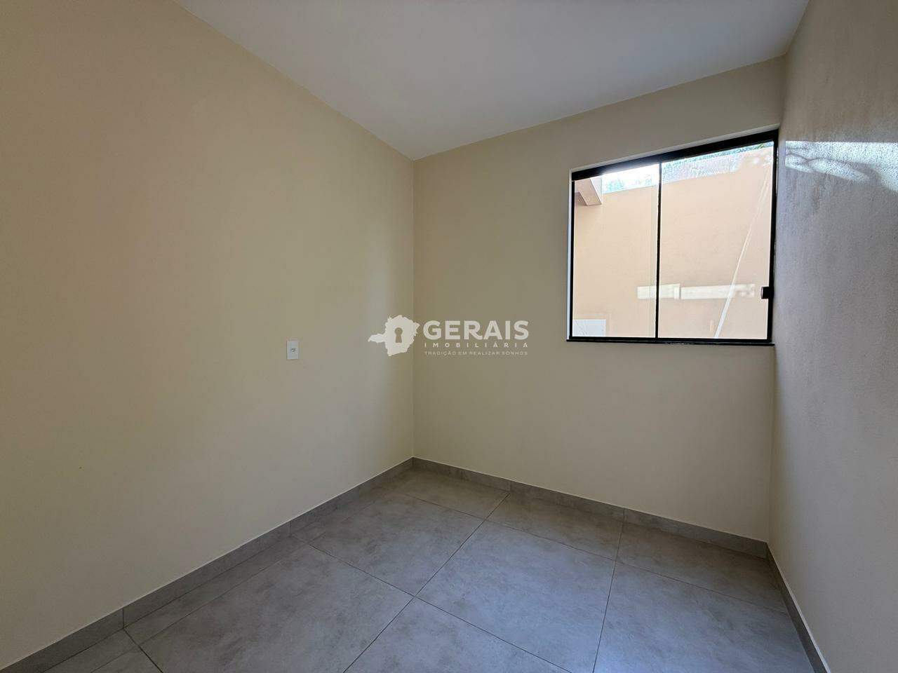 Casa à venda no JARDINOPOLIS: 07 - QUARTO 03 SUÍTE