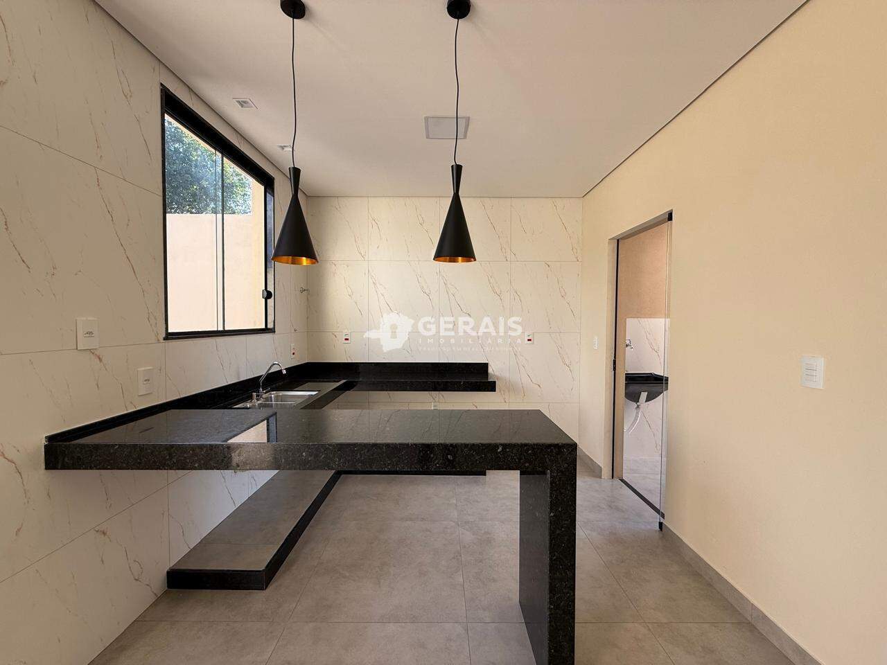 Casa à venda no JARDINOPOLIS: 04 - COZINHA