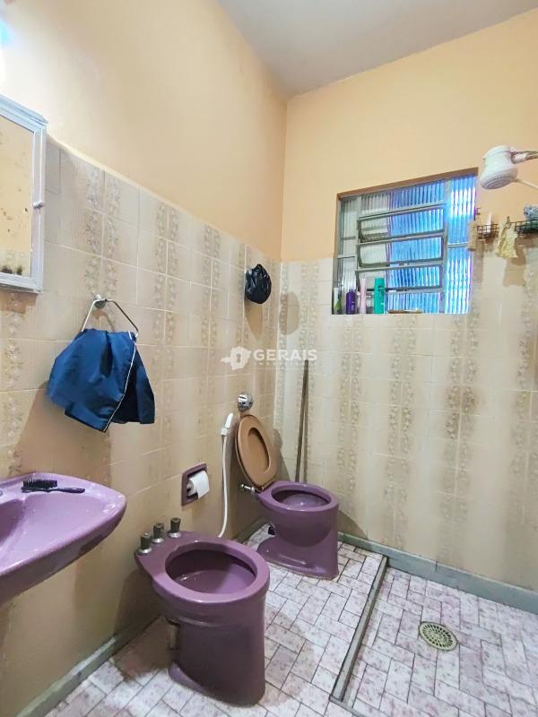 Casa à venda no BOM PASTOR: 08- BANHO SOCIAL