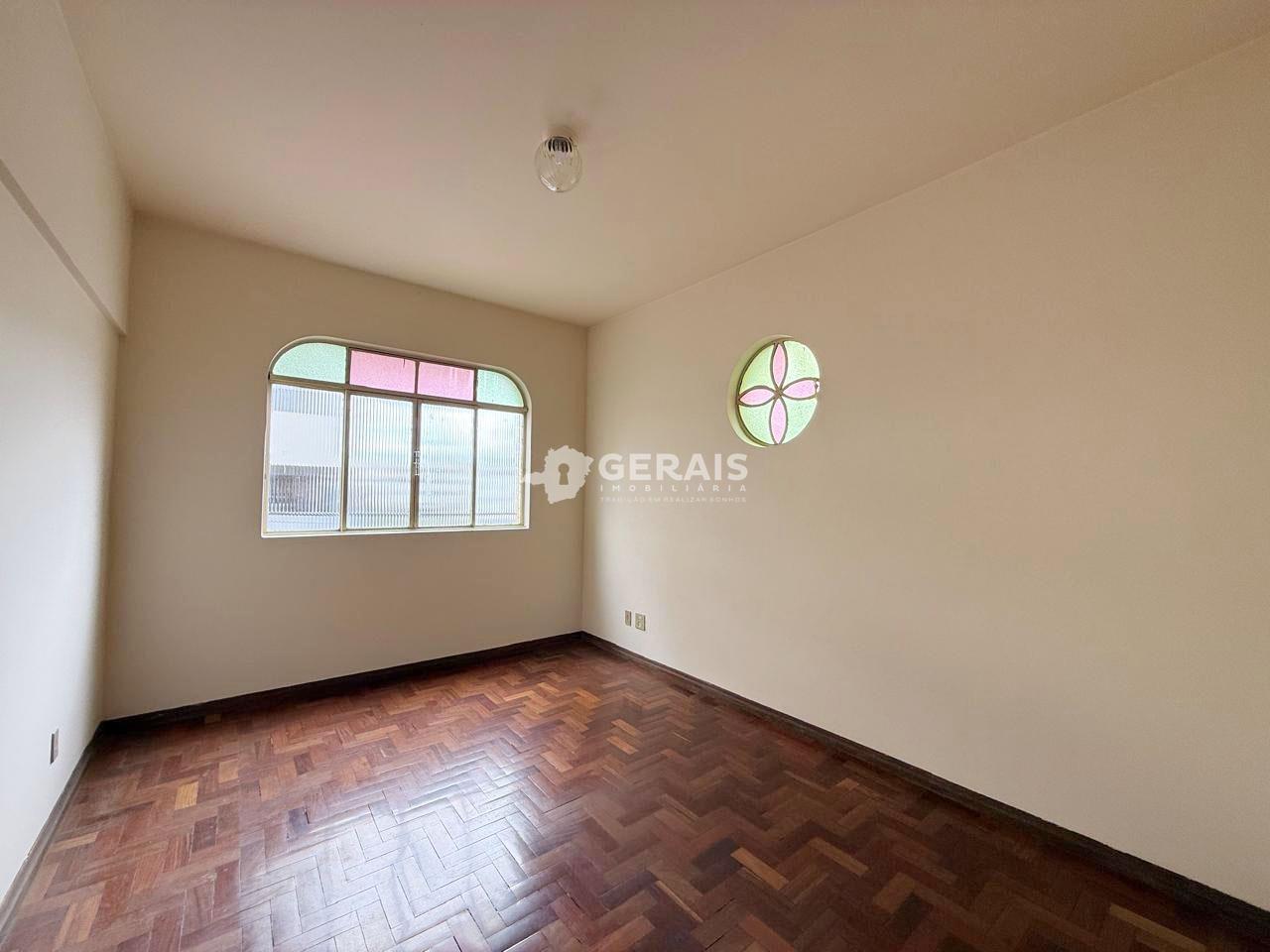 Apartamento à venda no AFONSO PENA: 08- QUARTO 01