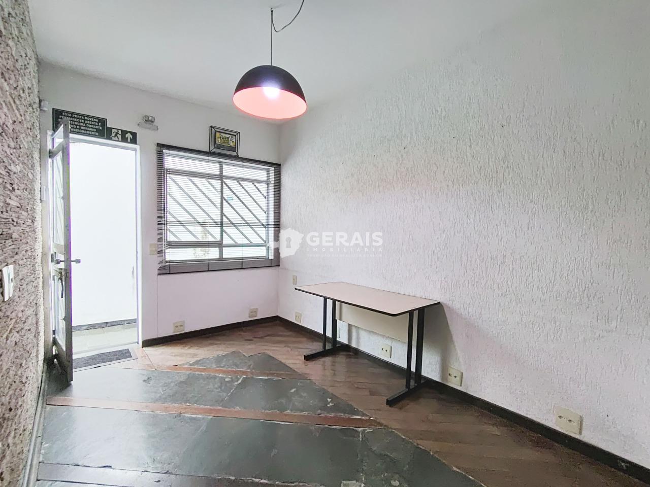 Casa à venda no CATALÃO: 05 - COPA