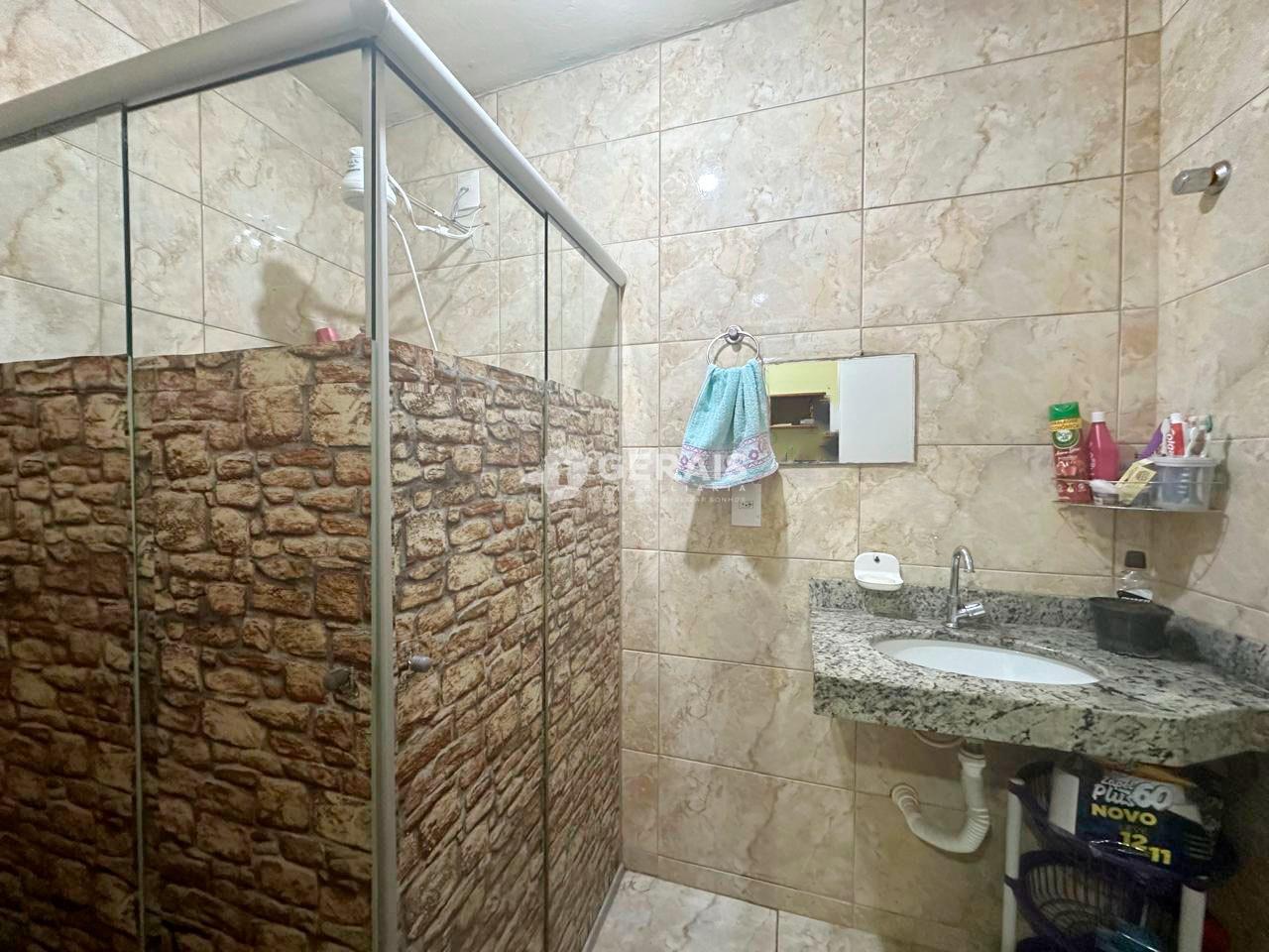 Casa à venda no SANTA CLARA: 08- BANHO SOCIAL