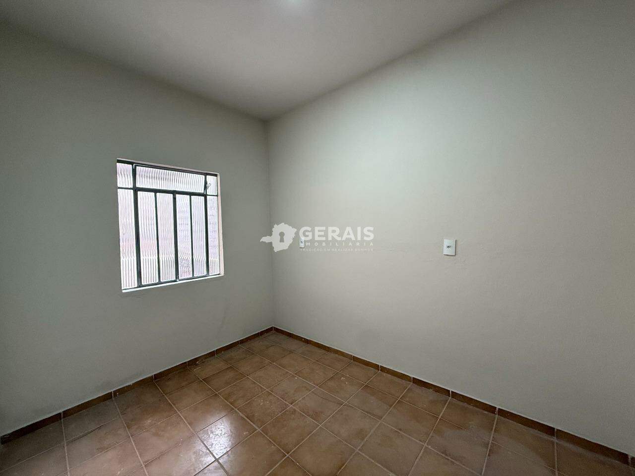 Casa para aluguel no SÃO LUÍS: 06- QUARTO 02