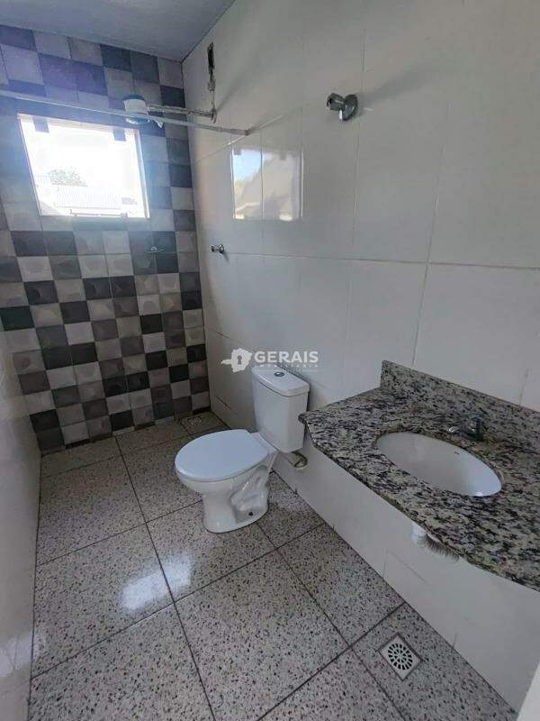 Kitnet para aluguel no SÃO JOSÉ: 05- BANHO SOCIAL