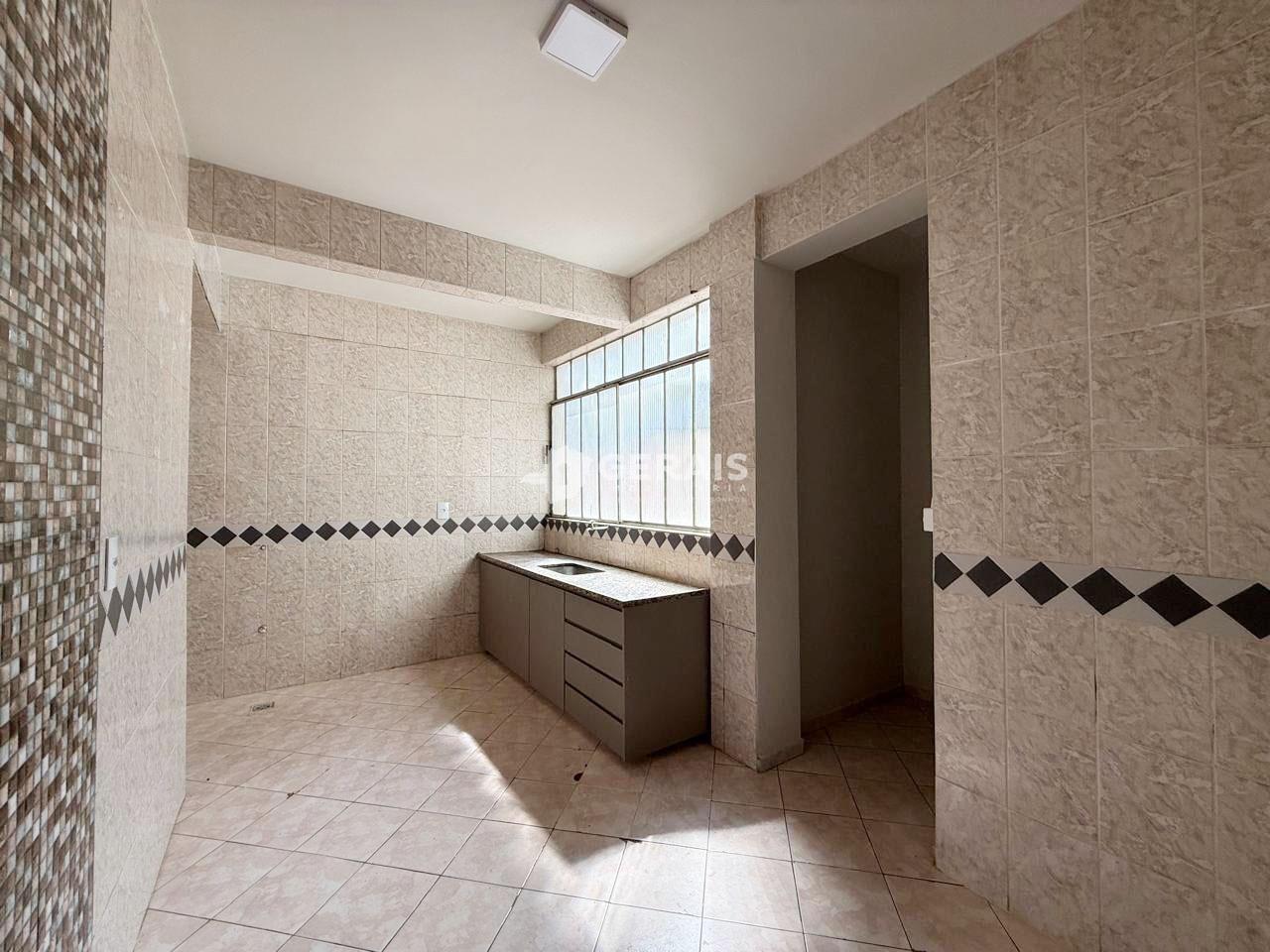 Apartamento à venda no PORTO VELHO: 03 - COZINHA