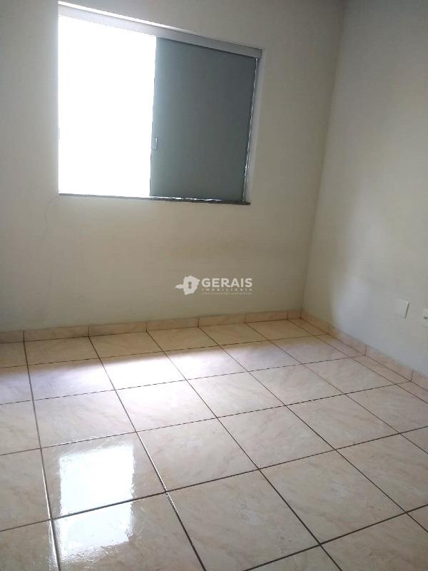 Casa à venda no JARDIM CANDIDES: 06 - QUARTO 02