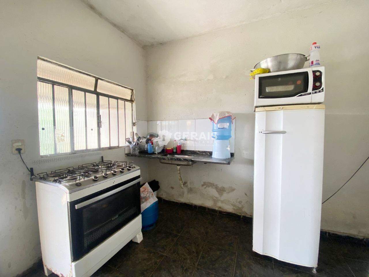 Casa à venda no ANCHIETA: 04- COZINHA
