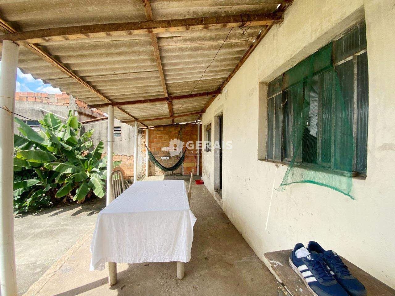 Casa à venda no ANCHIETA: 09- VARANDA