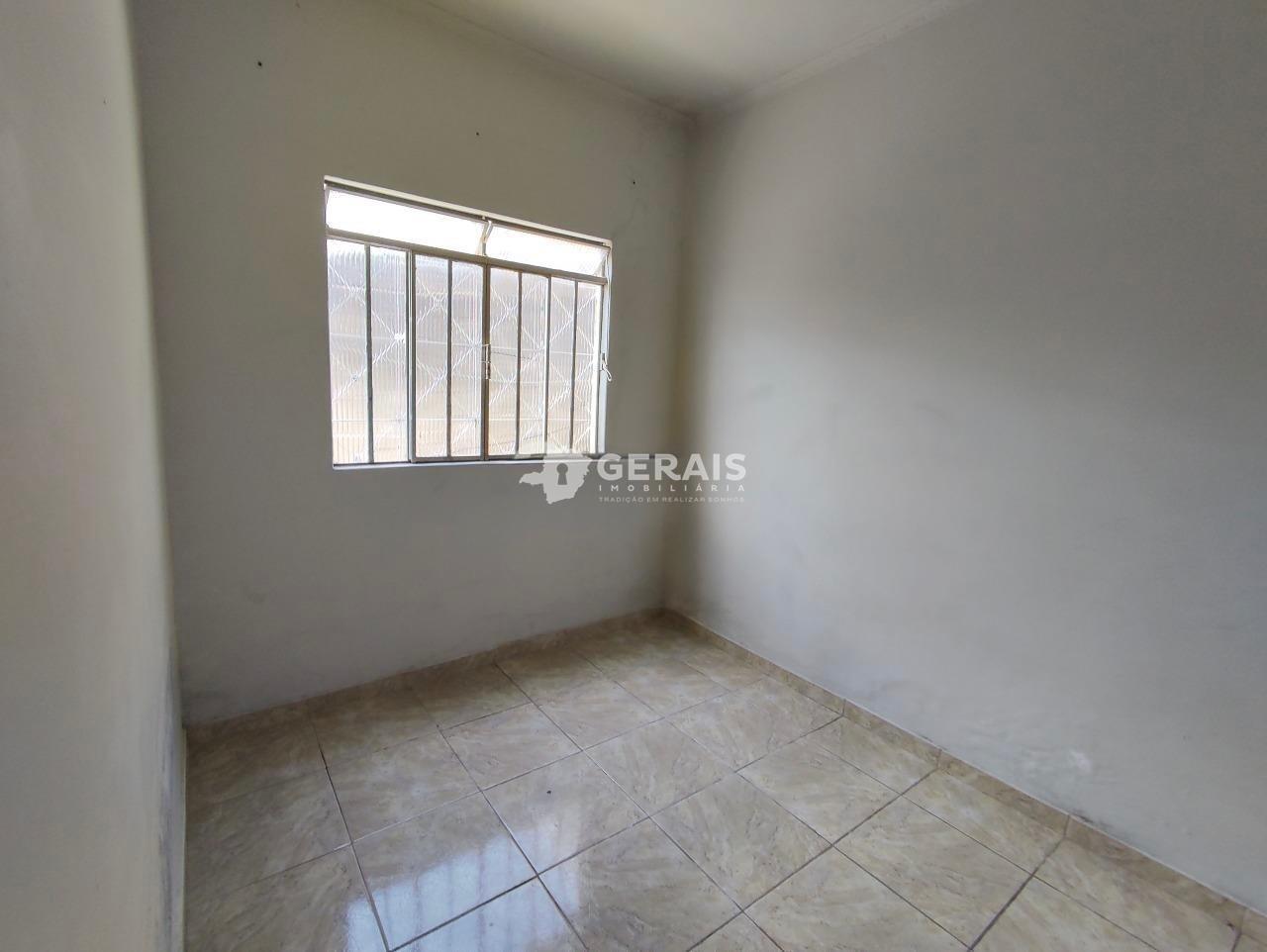 Casa à venda no CATALÃO: 06- QUARTO 02